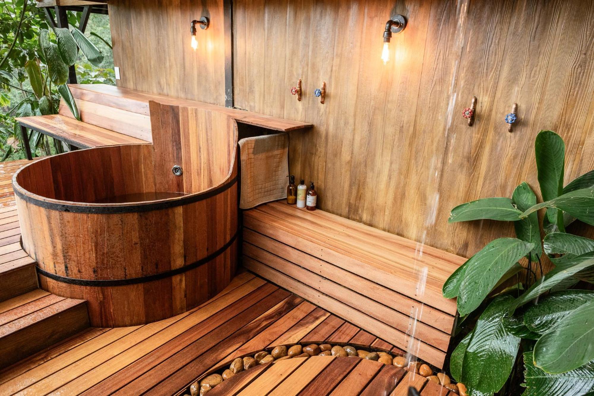 Neira Tominejo Ecolodge - Casas En Los Arboles מראה חיצוני תמונה